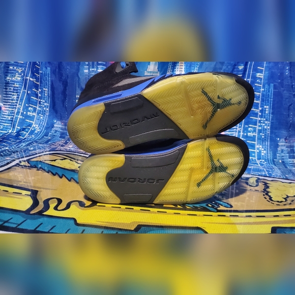 Jordan 5 - Picture 5 of 5